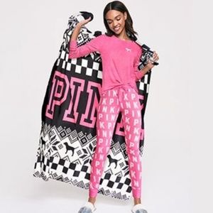 Victorias Secret Cozy Blanket